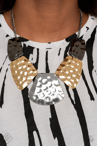 Paparazzi Jewelry Necklace Haute Plates Multi