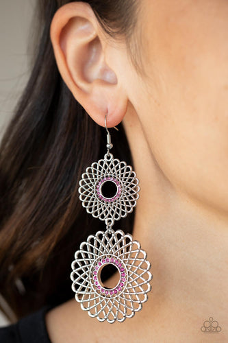 Paparazzi Jewelry Earrings Regal Roulette - Pink