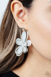 Paparazzi Jewelry Earrings Glimmering Gardens
