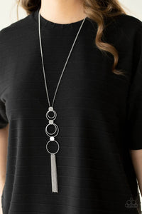 Paparazzi Exclusive Necklace Join The Circle - Silver