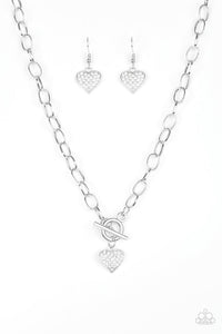Paparazzi Jewelry Necklace Harvard Hearts - White
