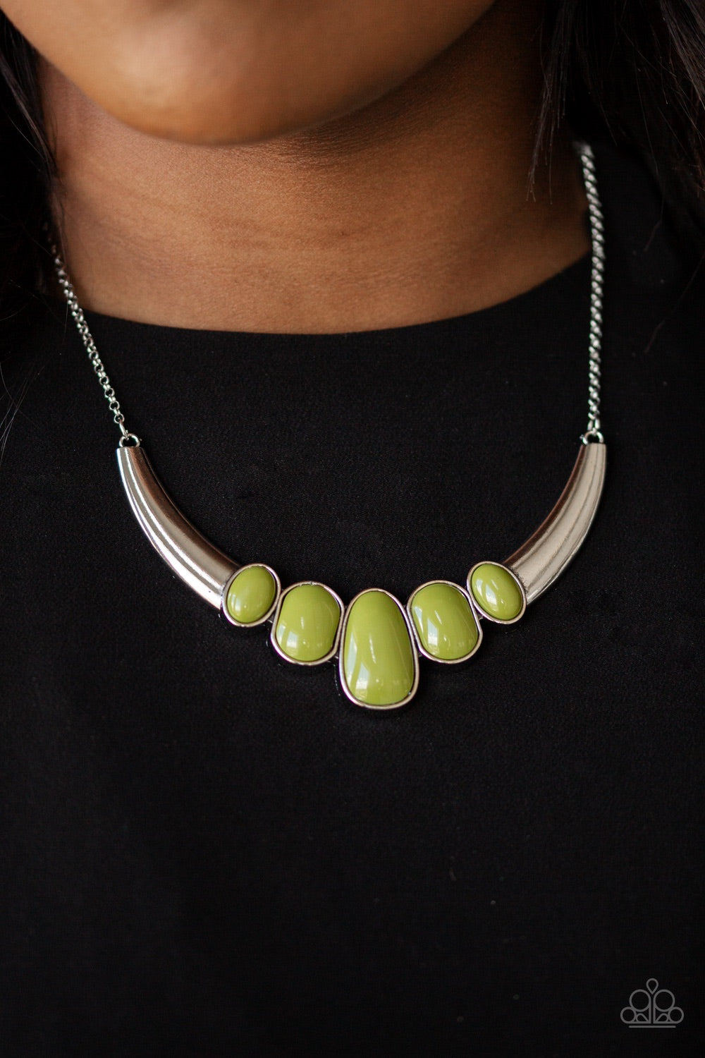 Paparazzi Jewelry Necklace A BULL House - Green