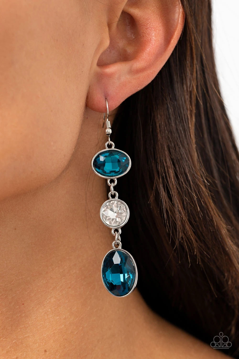 Paparazzi Jewelry Earrings The GLOW Must Go On! Blue