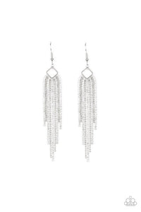 Paparazzi Jewelry Earrings Singing in the REIGN - White