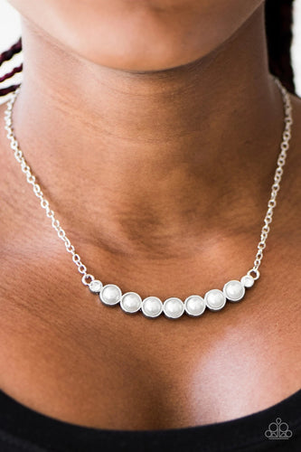 Paparazzi Jewelry Necklace The Ruling Class - White