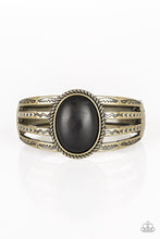 Load image into Gallery viewer, Paparazzi Jewelry Bracelet Desert Glyphs - Brass