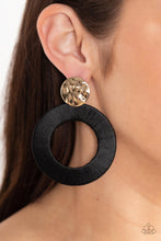 Load image into Gallery viewer, Paparazzi Jewelry Earrings Strategically Sassy - Black