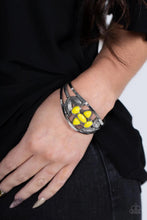 Load image into Gallery viewer, Paparazzi Exclusive Bracelet Caribbean Cabana - Yellow