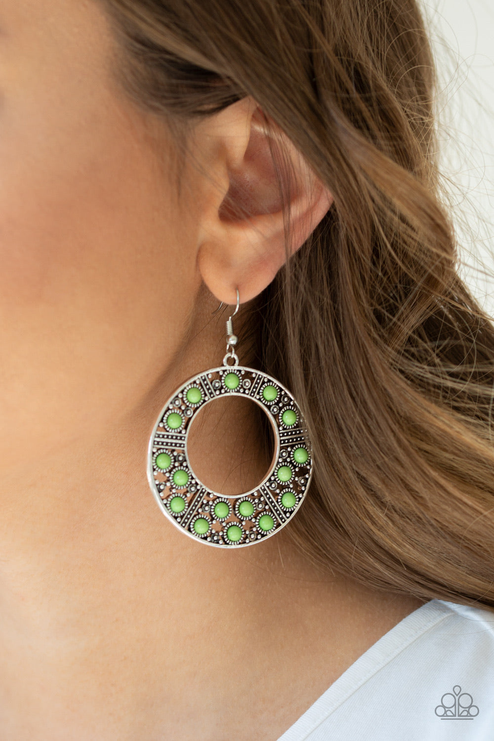Paparazzi Jewelry Earrings San Diego Samba - Green