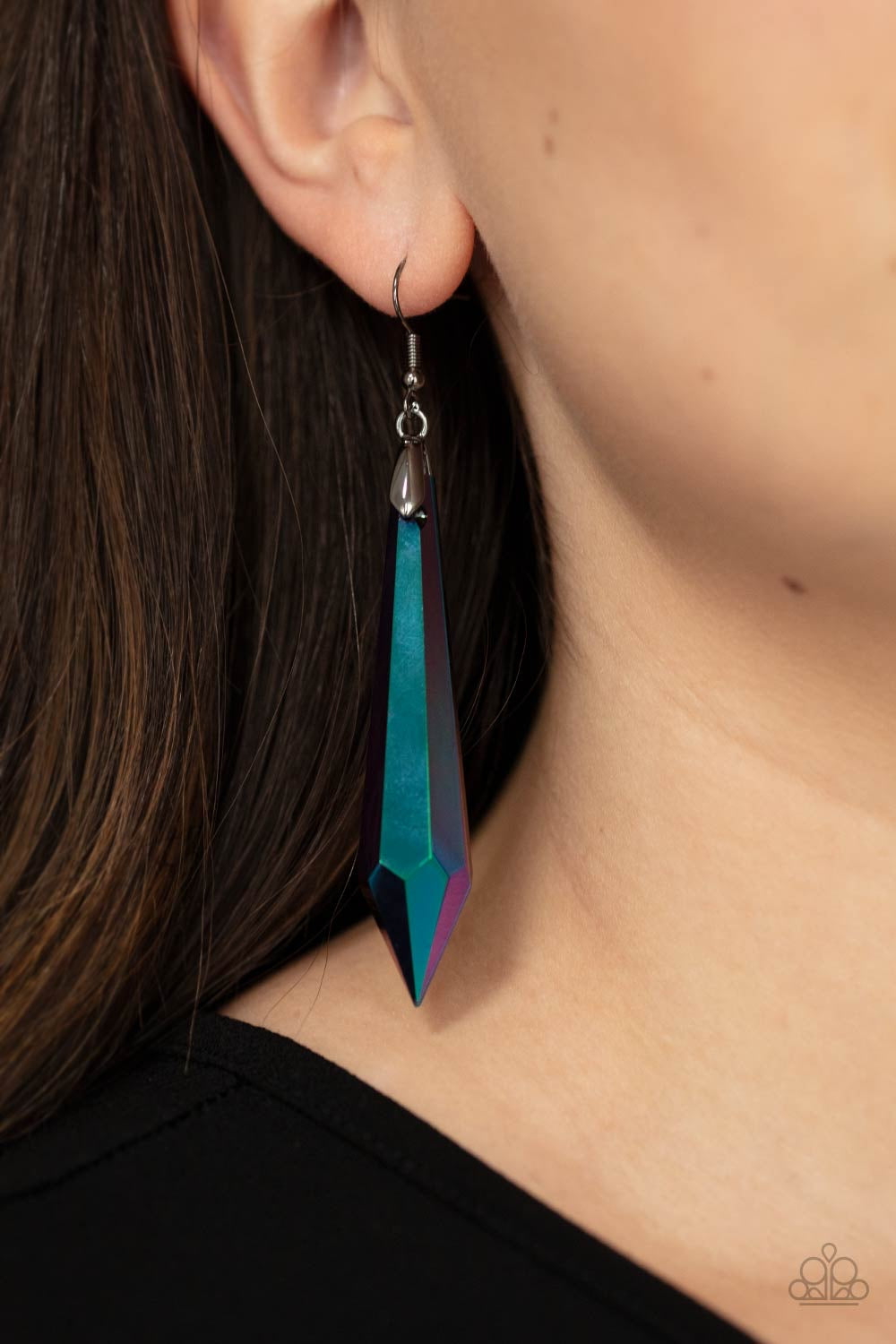Paparazzi Jewelry Earrings Sharp Dressed DIVA - Multi