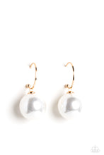 Load image into Gallery viewer, Paparazzi Jewelry Earrings PEARL of My Eye - Gold