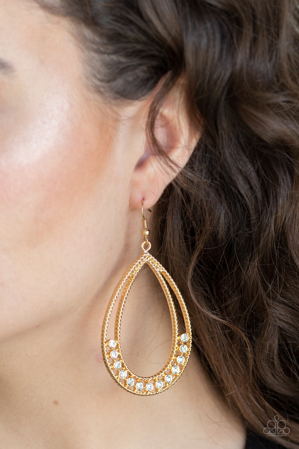 Paparazzi Jewelry Earrings Glitz Fit - Gold