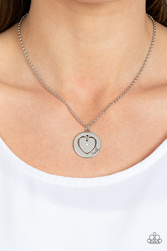 Paparazzi Jewelry Necklace Heart Full of Faith - White