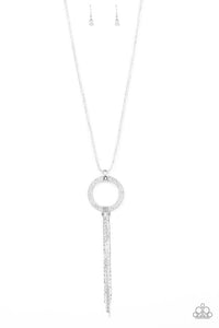 Paparazzi Jewelry Necklace Not A HEIR Out of Place - White