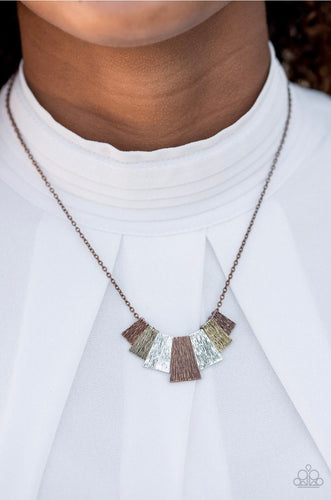 Paparazzi Jewelry Necklace Cry Wolf - Multi