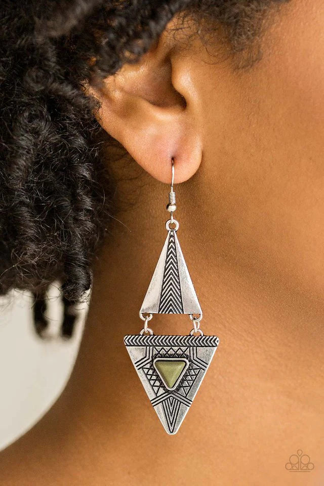 Paparazzi Jewelry Earrings El Paso Edge - Green