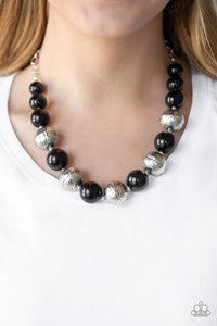 Paparazzi Exclusive Necklace Floral Fusion - Black