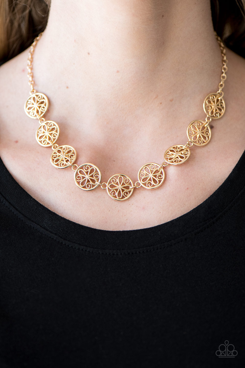 Paparazzi Jewelry Necklace I Can and I WHEEL! - Gold