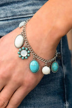Load image into Gallery viewer, Paparazzi Jewelry Fashion Fix Simply Santa Fe