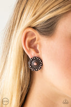 Load image into Gallery viewer, Paparazzi Exclusive Earrings Foxy Flower Gardens - Copper