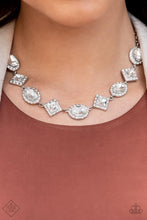 Load image into Gallery viewer, Paparazzi Jewelry Fashion Fix Fiercely 5th Avenue 0922