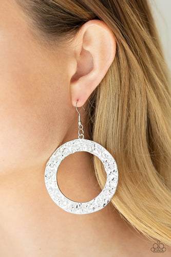 Paparazzi Jewelry Earrings PRIMAL Meridian - Silver