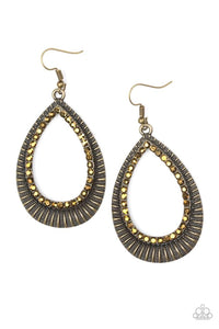 Paparazzi Jewelry Earrings Right As REIGN - Brass