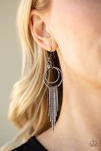 Load image into Gallery viewer, Paparazzi Jewelry Earrings Eye-Catching Edge - Black
