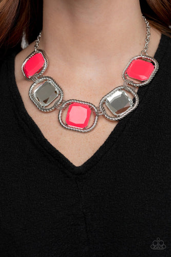 Paparazzi Jewelry Necklace Pucker Up - Pink