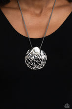 Load image into Gallery viewer, Paparazzi Jewelry Necklace Lush Lattice