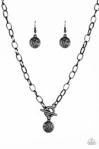 Paparazzi Jewelry Necklace Sorority Sisters - Black