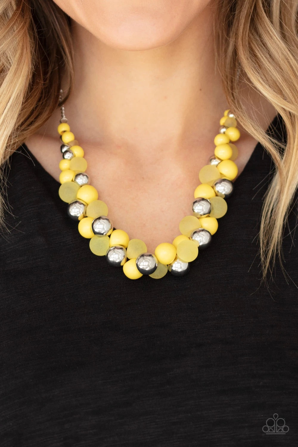 Paparazzi Jewelry Necklace Bubbly Brilliance - Yellow