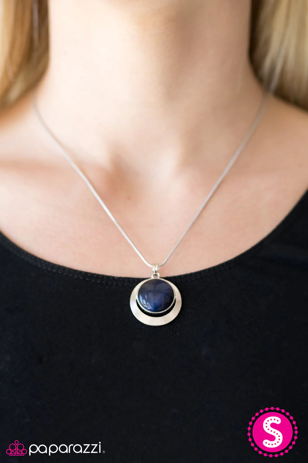 Paparazzi Jewelry Necklace Lunar Eclipse - Blue