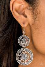 Load image into Gallery viewer, Paparazzi Jewelry Fashion Fix Glimpses of Malibu - Complete Trend Blend 0919