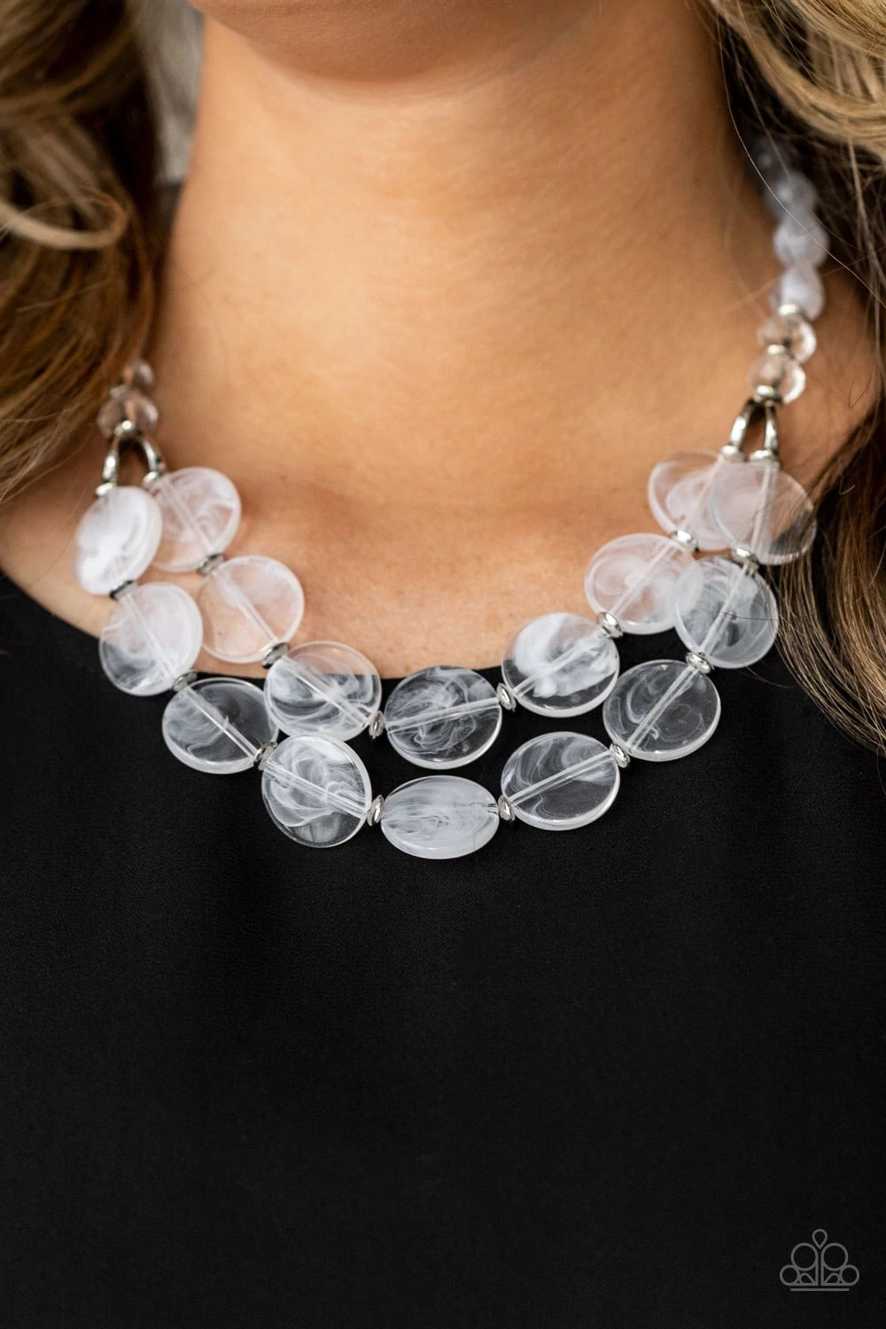 Paparazzi Jewelry Necklace Beach Day Demure - White