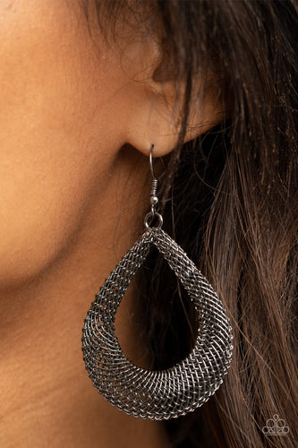 Paparazzi Jewelry Earrings A Hot MESH - Black