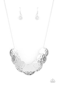 Paparazzi Jewelry Necklace RADIAL Waves - Silver