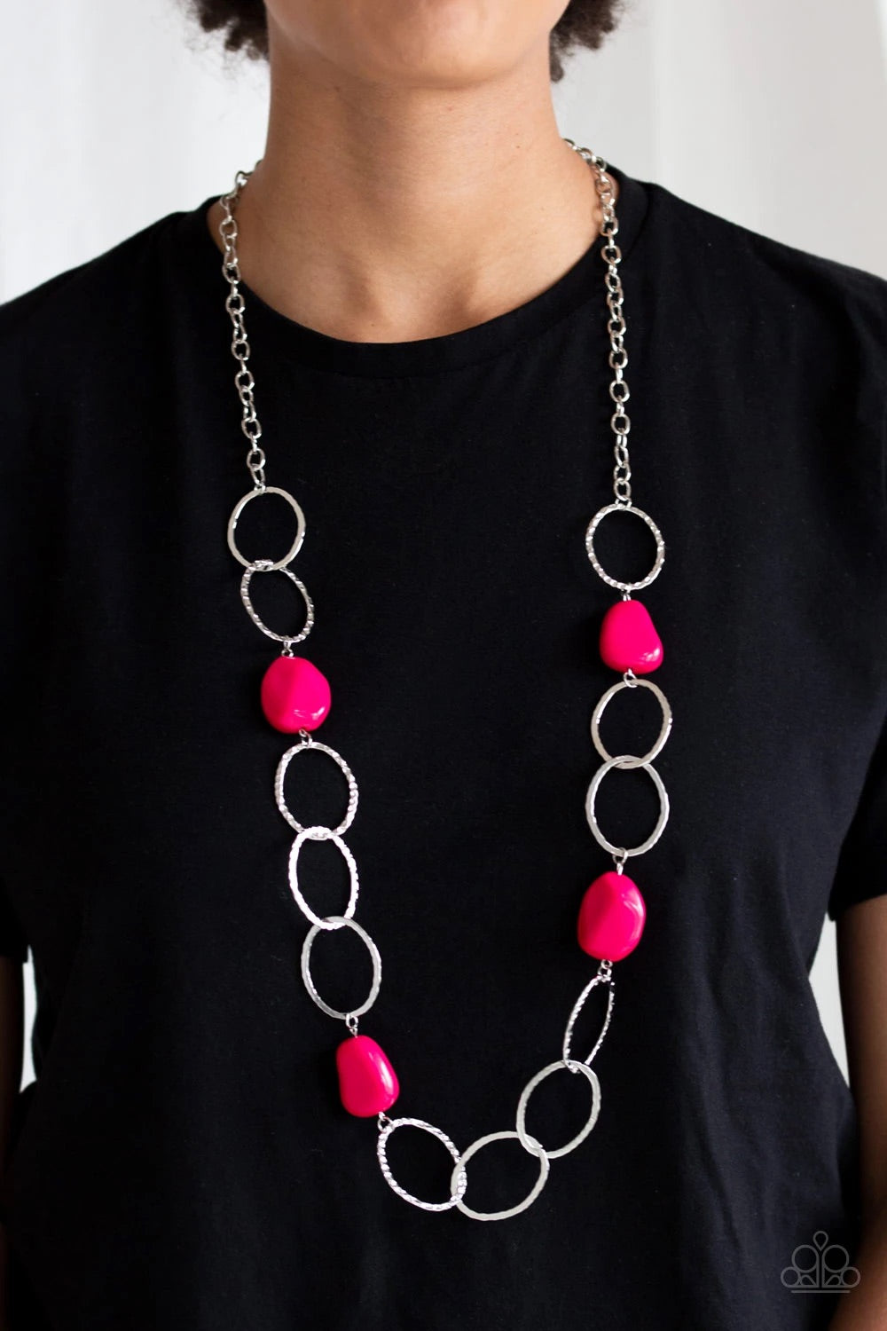 Paparazzi Jewelry Necklace Modern Day Malibu - Pink