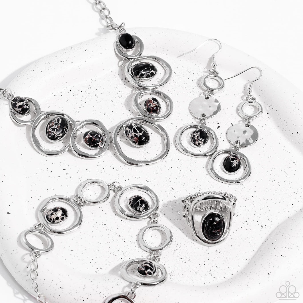 Paparazzi Jewelry Fashion Fix Simply Santa Fe