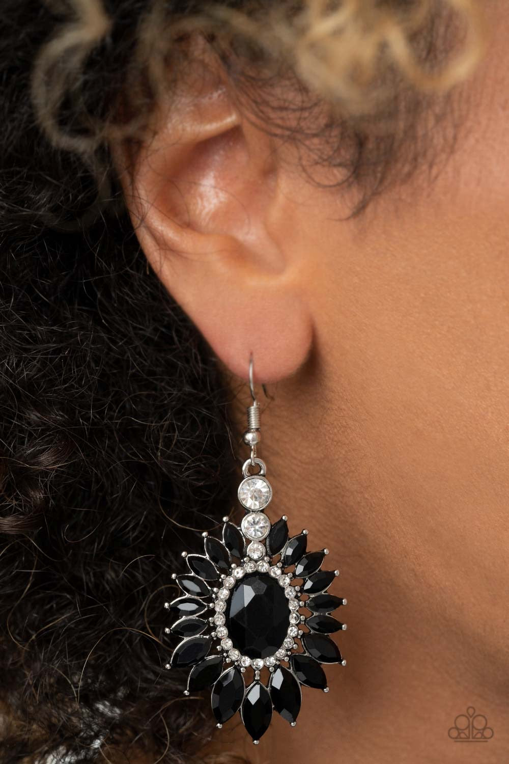 Paparazzi Jewelry Earrings Big Time Twinkle – Black