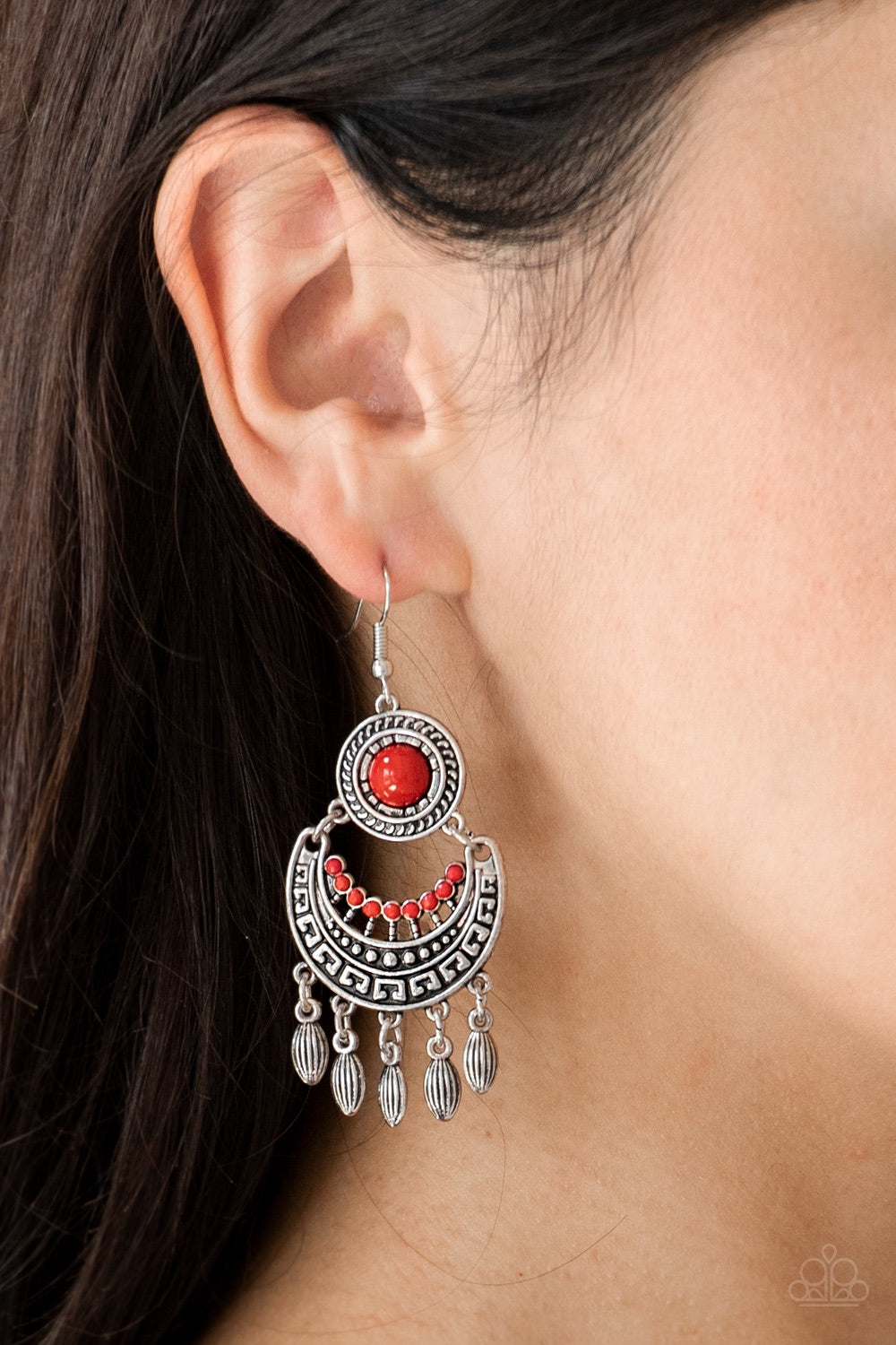 Paparazzi Jewelry Earrings Mantra to Mantra - Red