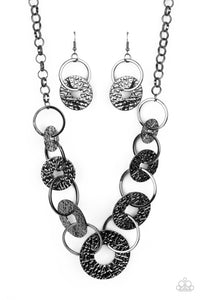 Paparazzi Jewelry Necklace Industrial Envy - Black