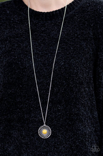 Paparazzi Jewelry Necklace She WHEEL Be Loved - Yellow