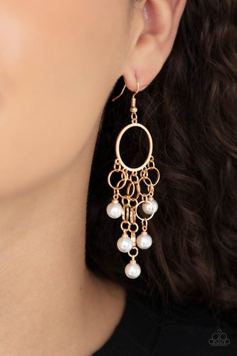 Paparazzi Jewelry Earrings When Life Gives You Pearls - Gold