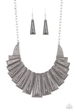 Load image into Gallery viewer, Paparazzi Jewelry Necklace Metro Mane Silver