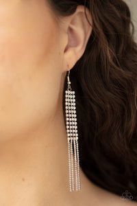 Paparazzi Jewelry Earrings Rhinestone Romance - White