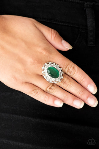 Paparazzi Jewelry Ring BAROQUE The Spell - Green