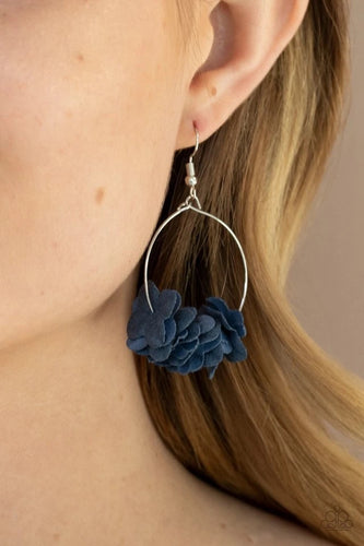 Paparazzi Jewelry Earrings Flirty Florets - Blue