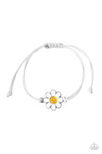 Load image into Gallery viewer, Paparazzi Jewelry Bracelet DAISY Little Thing - White