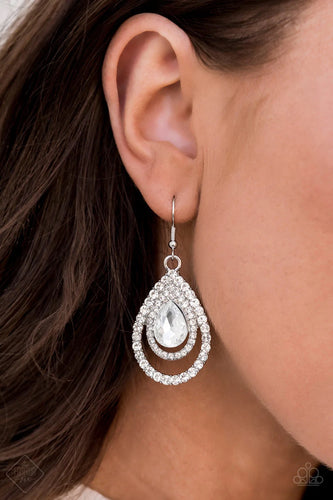 Paparazzi Jewelry Earrings So The Story GLOWS - White